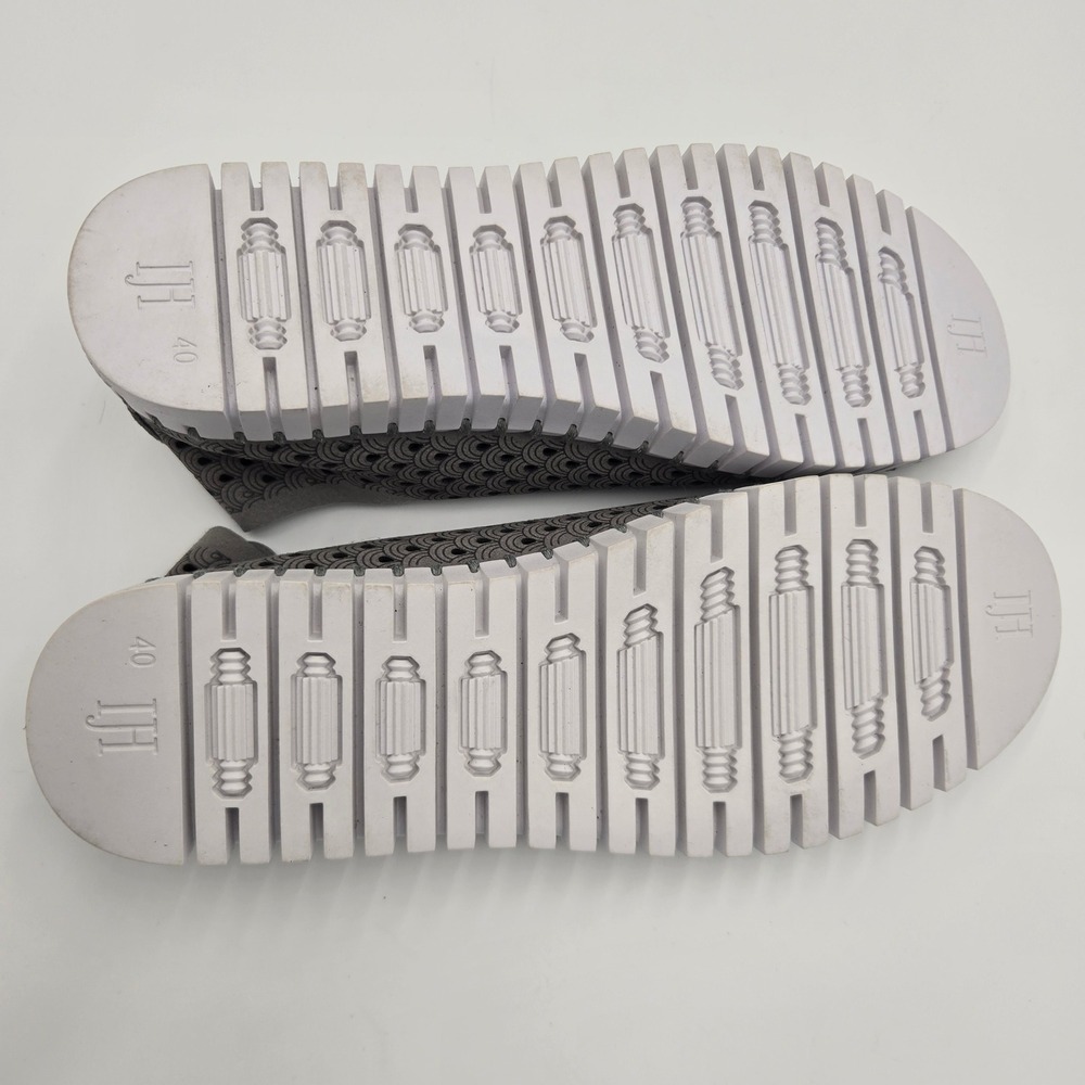 Ilse Jacobsen Tulip 139 Grey Perforated Slip On Sneakers Womens 40 Flats EUC - Picture 8 of 8